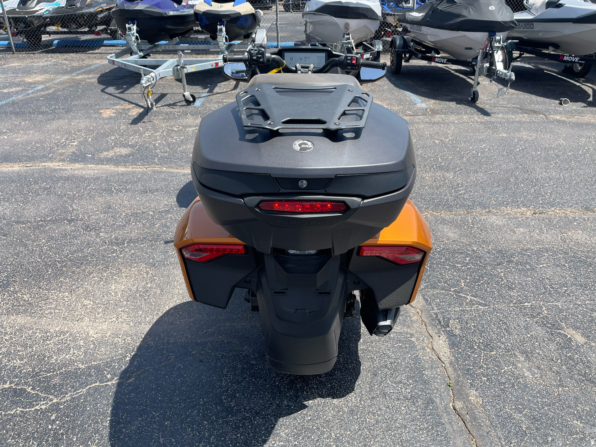 2024 Can-Am Spyder F3 Limited - Image 4