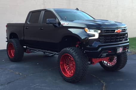 2022 Chevrolet Silverado 1500 LT Trail Boss 4x4 - Image 2