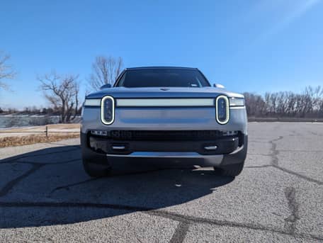 2023 Rivian R1S Adventure Edition - Image 11