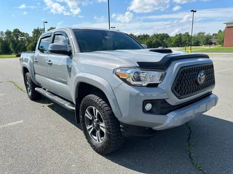 2018 Toyota Tacoma TRD Sport Double Cab 4x4 - Image 13