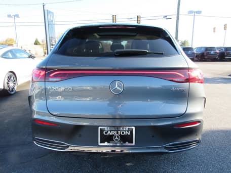 2023 Mercedes-Benz EQE350 4MATIC SUV - Image 13