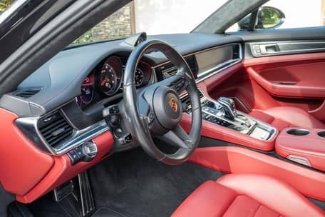 2022 Porsche Panamera GTS Sport Turismo - Image 14
