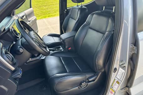 2018 Toyota Tacoma TRD Sport Double Cab 4x4 - Image 17