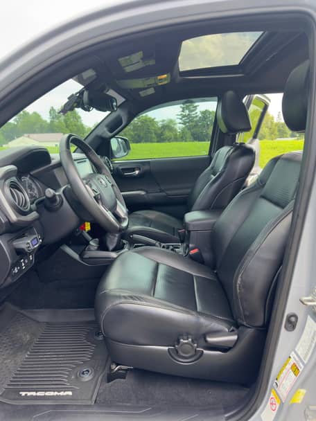 2018 Toyota Tacoma TRD Sport Double Cab 4x4 - Image 18