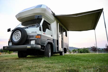 1990 Toyota HiAce HolidayAce 4x4 - Image 19