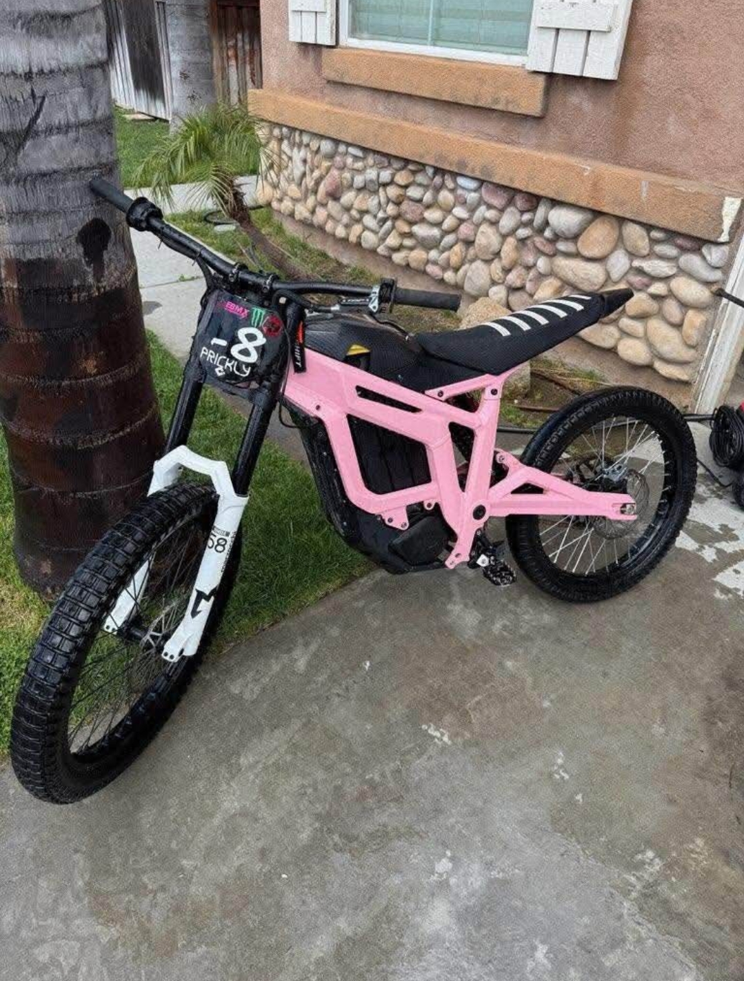 TALARIA Sting MX4 Electric Dirt Bike - Image 3