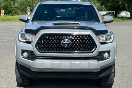 2018 Toyota Tacoma TRD Sport Double Cab 4x4 - Image 3