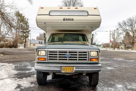 1986 Ford F-250 XLT Lariat 4x4 - Image 3