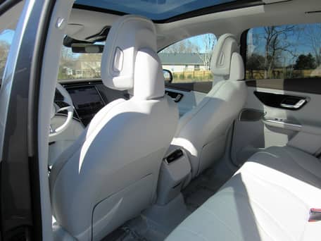 2023 Mercedes-Benz EQE350 4MATIC SUV - Image 24