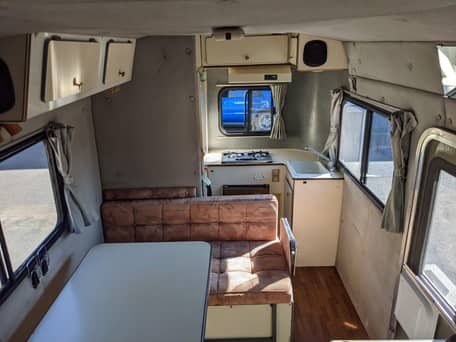 1990 Toyota HiAce HolidayAce 4x4 - Image 35