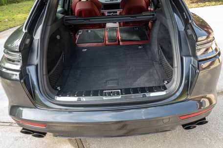 2022 Porsche Panamera GTS Sport Turismo - Image 24