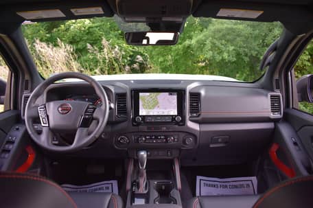 2023 Nissan Frontier PRO-4X Crew Cab - Image 30