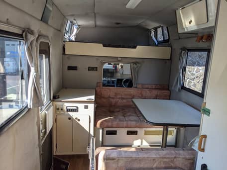 1990 Toyota HiAce HolidayAce 4x4 - Image 31