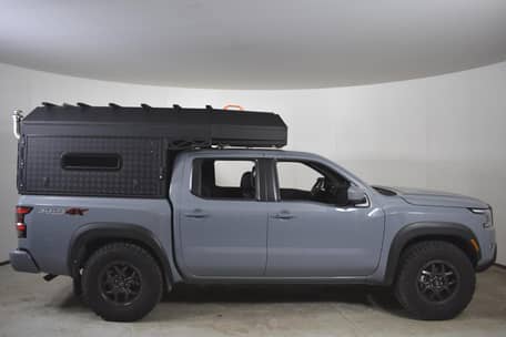 2023 Nissan Frontier PRO-4X Crew Cab - Image 4