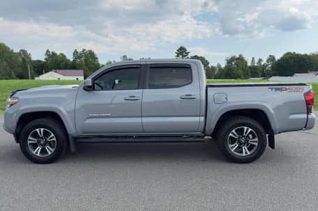 2018 Toyota Tacoma TRD Sport Double Cab 4x4 - Image 4