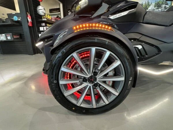 2022 Can-Am Spyder RT Sea-To-Sky - Image 4
