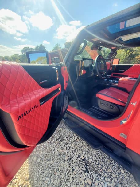 2022 GMC Hummer EV Pickup Edition 1 - Image 31