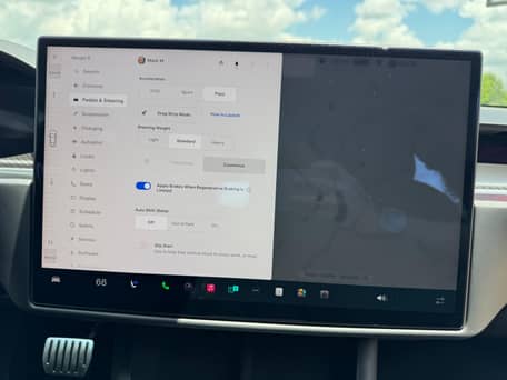 2021 Tesla Model S Plaid - Image 31