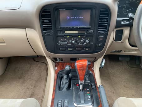 1998 Toyota Land Cruiser VX Limited - Image 32