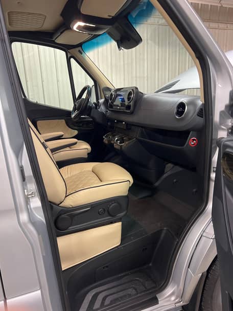 2020 Mercedes-Benz Sprinter 3500XD - Image 38