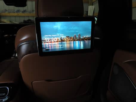 2020 Genesis G90 5.0 Ultimate - Image 36