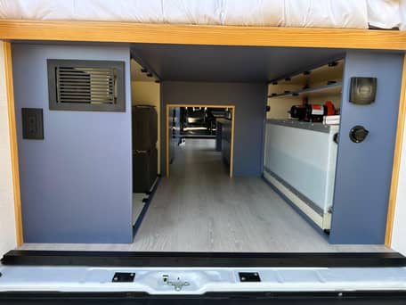 2024 Ram Promaster Cargo 3500 Extended High Roof - Image 37