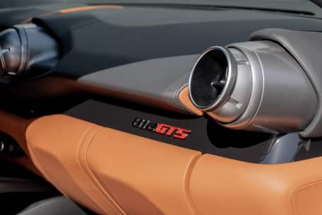2021 Ferrari 812 GTS - Image 40