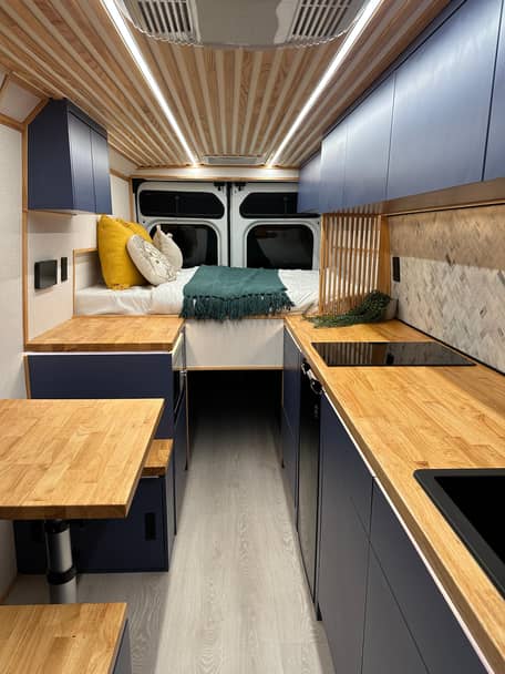 2024 Ram Promaster Cargo 3500 Extended High Roof - Image 41
