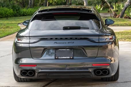 2022 Porsche Panamera GTS Sport Turismo - Image 6