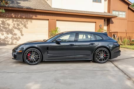 2022 Porsche Panamera GTS Sport Turismo - Image 7