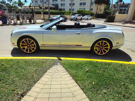 2012 Bentley Continental Supersports ISR Convertible - Image 7