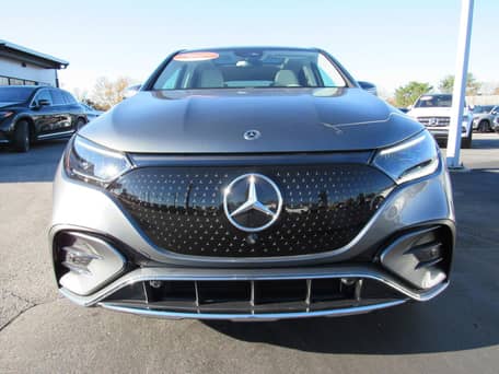 2023 Mercedes-Benz EQE350 4MATIC SUV - Image 8