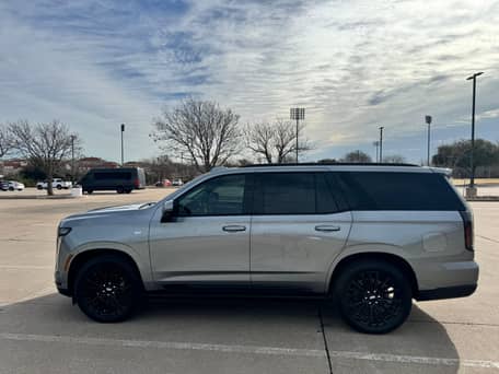 2025 Cadillac Escalade 4WD Sport Platinum - Image 9