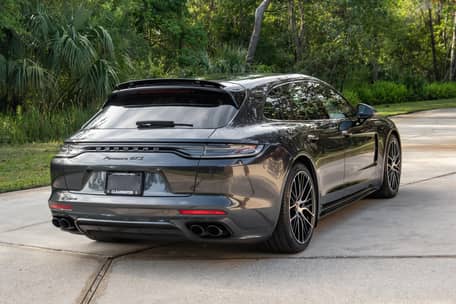 2022 Porsche Panamera GTS Sport Turismo - Image 8