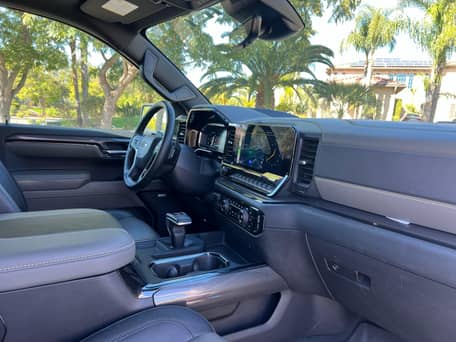 2023 Chevrolet Silverado 1500 ZR2 4x4 - Image 11