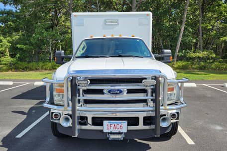 2010 Ford F-450 Super Duty 4x4 - Image 4