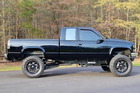 1994 Chevrolet K1500 Silverado 4x4 - Image 3