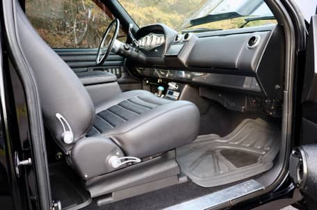 1994 Chevrolet K1500 Silverado 4x4 - Image 11
