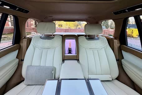 2022 Range Rover P530 SV LWB - Image 17