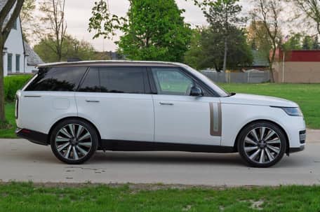 2022 Range Rover P530 SV LWB - Image 3