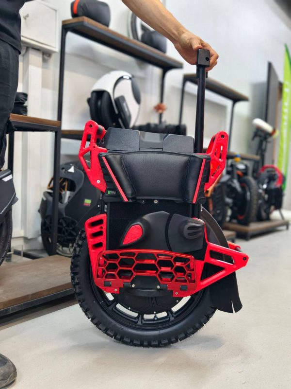 Veteran Lynx Electric Unicycle - Image 3