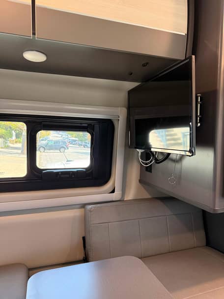 2021 Mercedes-Benz Sprinter 2500 Thor Tranquility 4x4 - Image 29