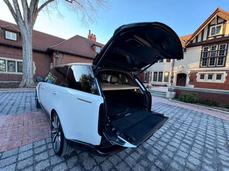 2022 Range Rover P530 SV LWB - Image 30