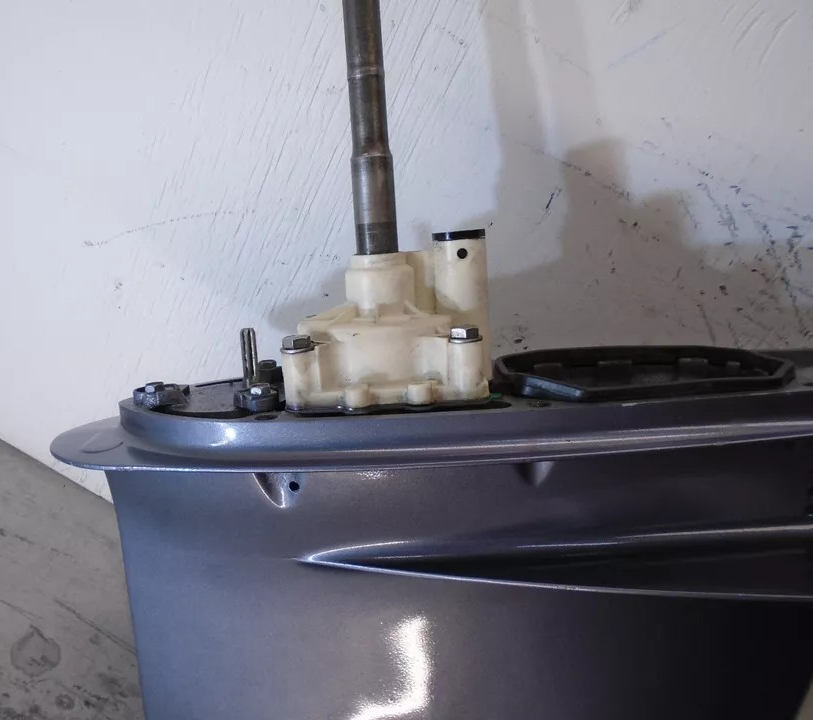 Yamaha 4 Stroke 225hp Lower Unit