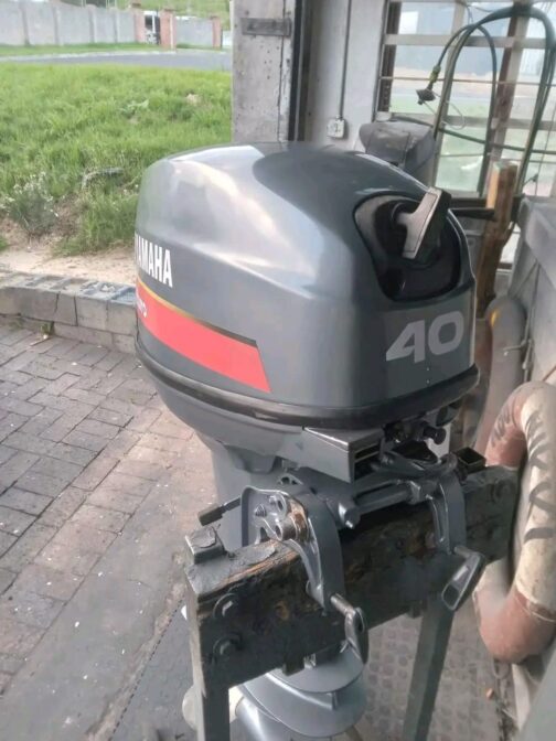 Yamaha 40 hp Enduro outboard engine 2-Stroke Long Shaft - Image 7