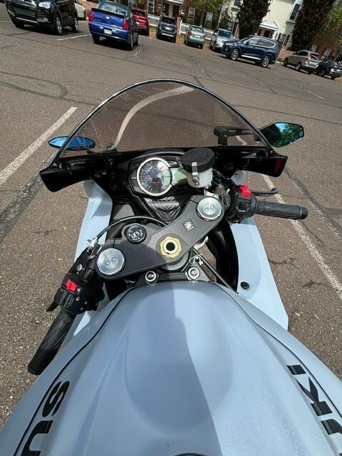2023 Suzuki Sportbike Motorcycle GSX R 600 - Image 16