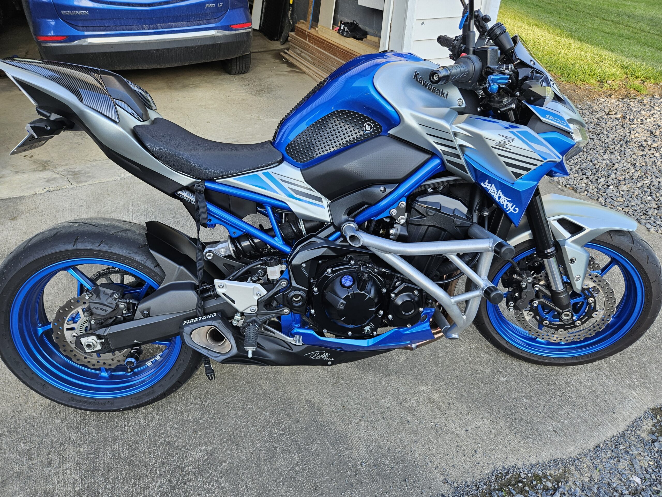 Used 2020 Kawasaki Z900 sportbike motorcycle - Image 5