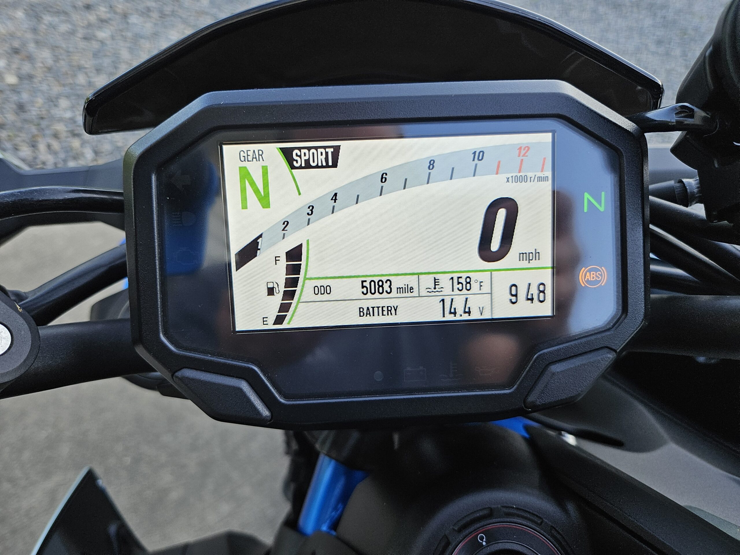 Used 2020 Kawasaki Z900 sportbike motorcycle - Image 10