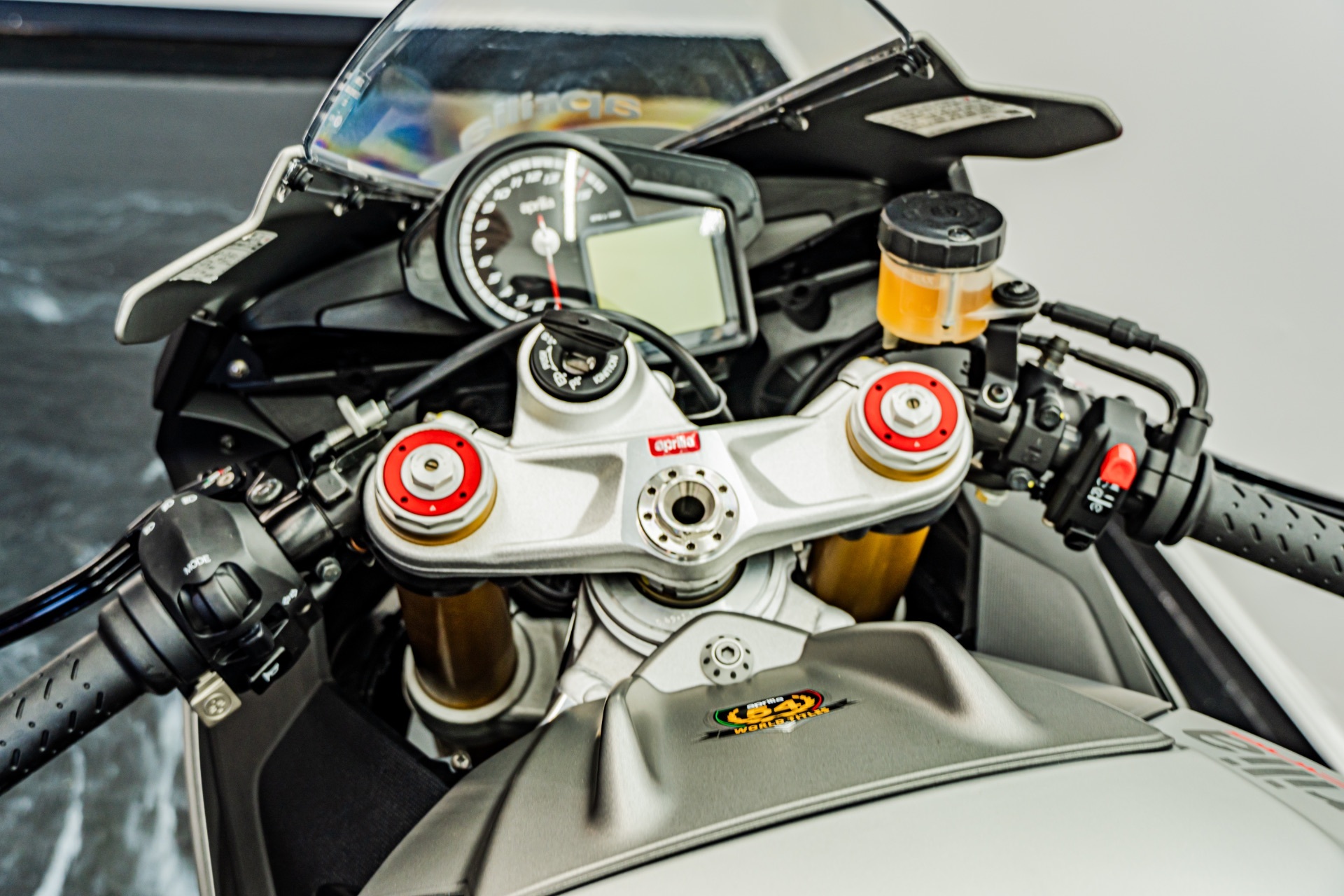 New 2016 Aprilia RSV4 RR