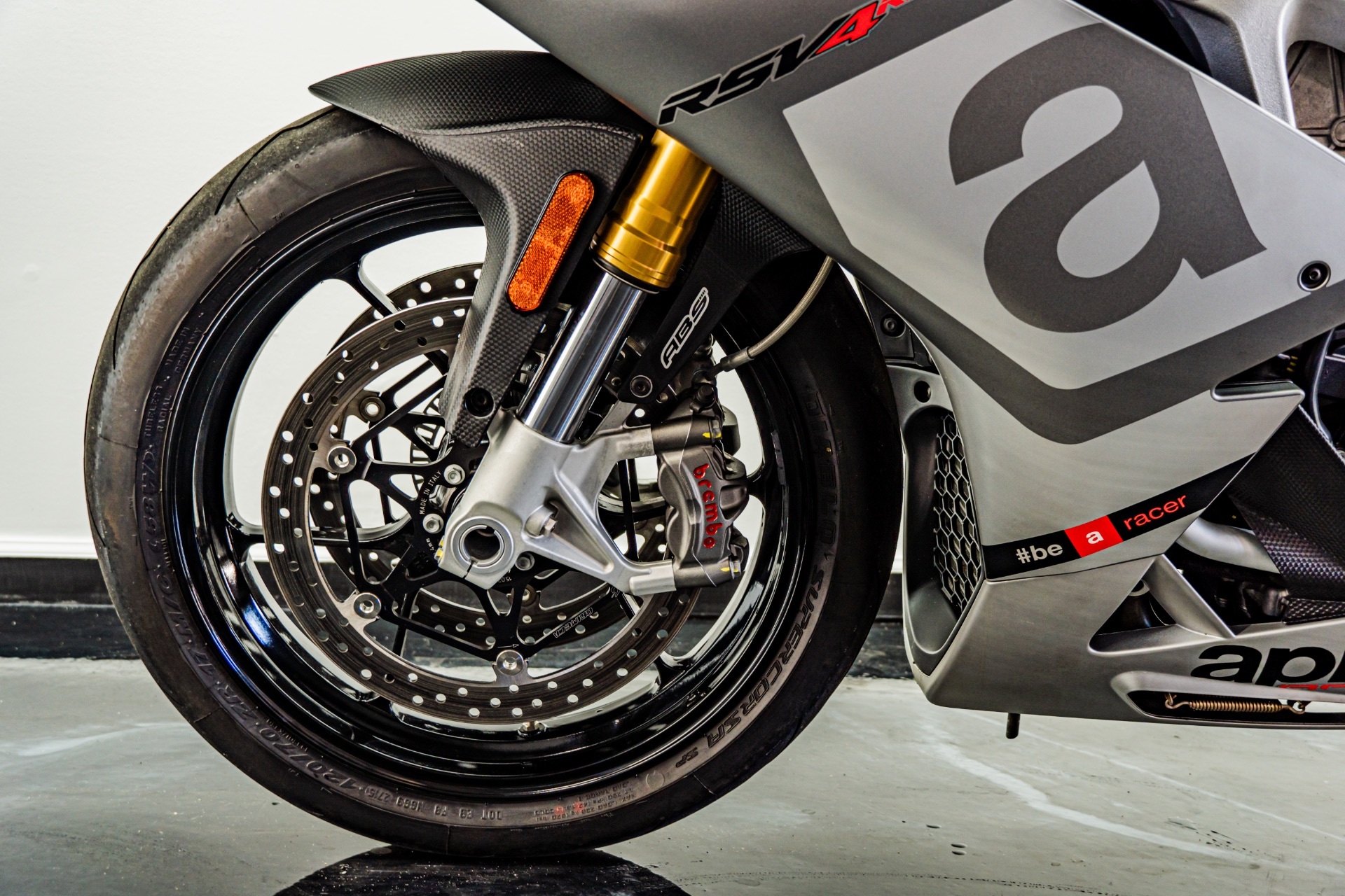 New 2016 Aprilia RSV4 RR - Image 3